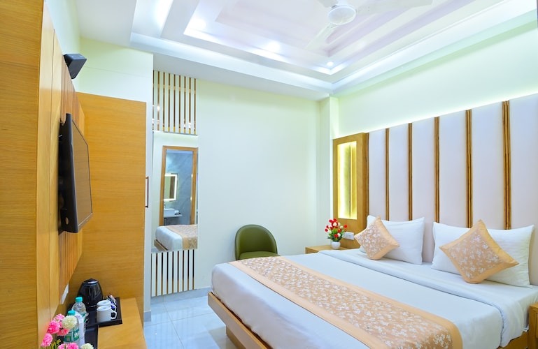 The Northern Place Main